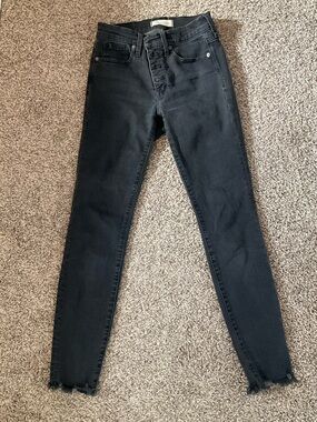 High-Rise Black Skinny Jeans
